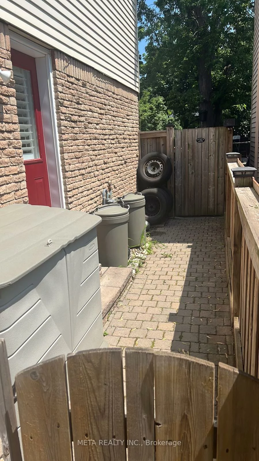 1150, Jamesway, 1005 - FA Falgarwood, Oakville