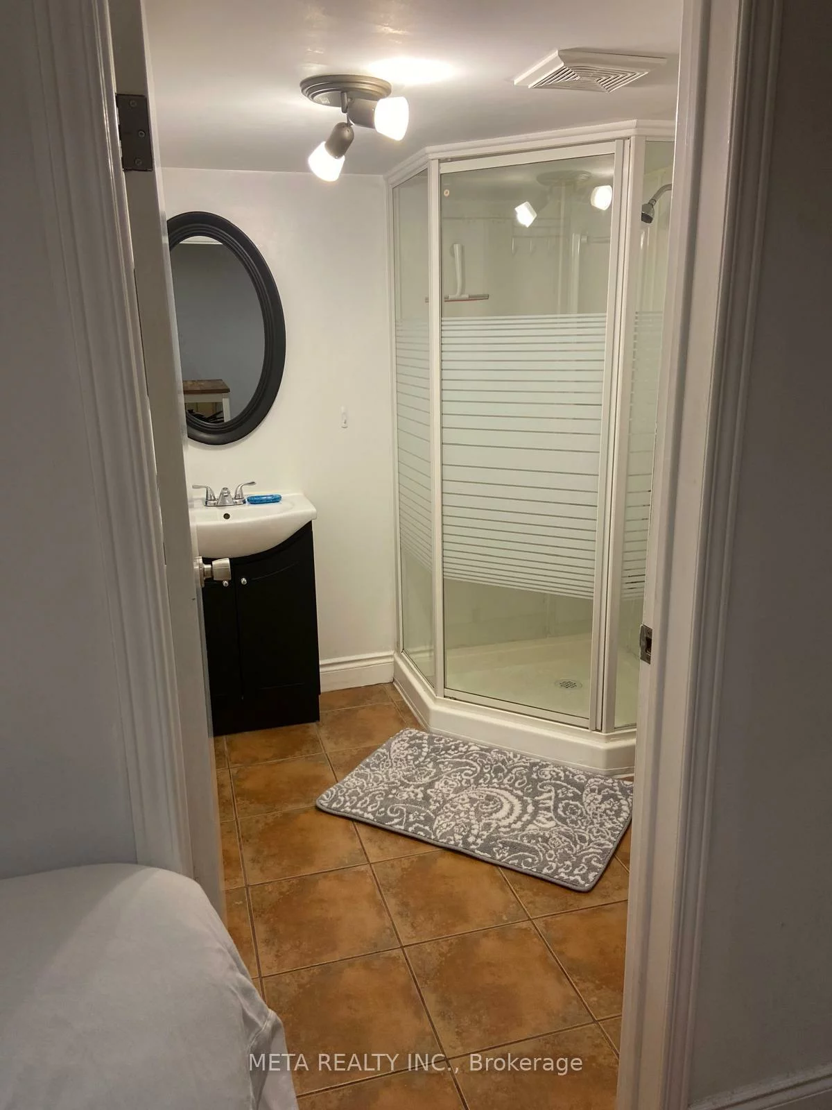 1150, Jamesway, 1005 - FA Falgarwood, Oakville