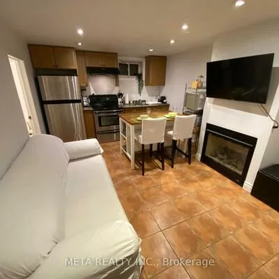 1150, Jamesway, 1005 - FA Falgarwood, Oakville