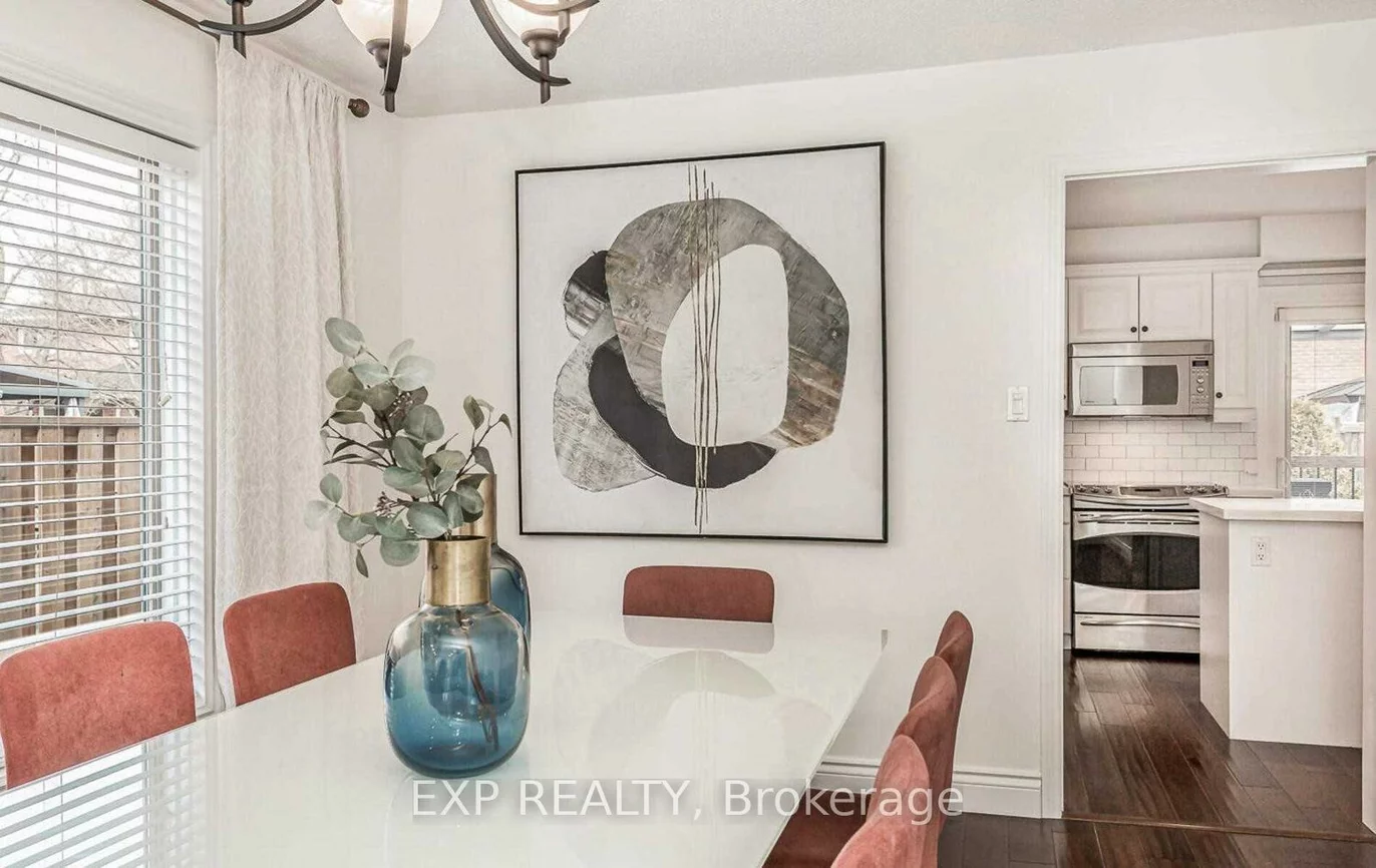 93, Waldie, 1001 - BR Bronte, Oakville