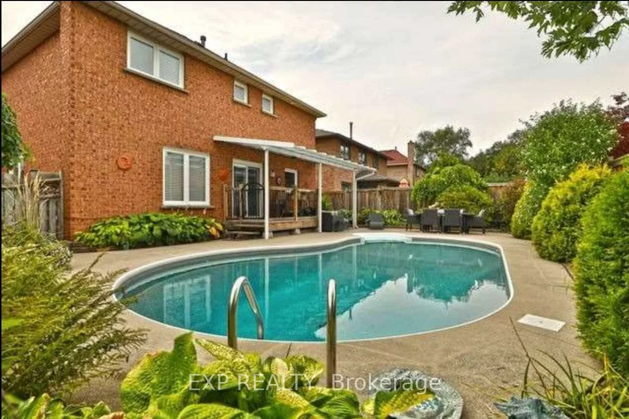 93, Waldie, 1001 - BR Bronte, Oakville