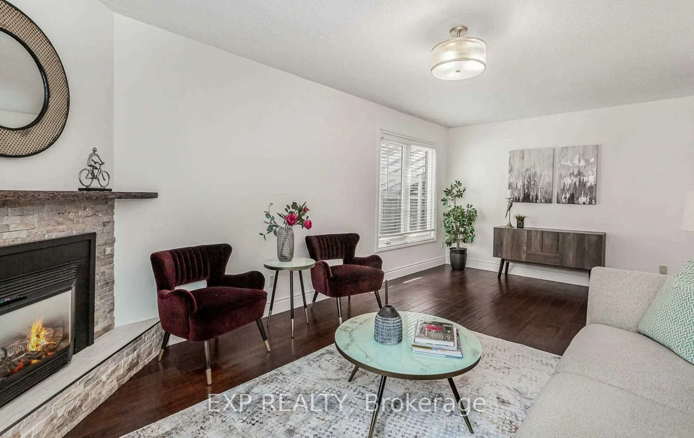 93, Waldie, 1001 - BR Bronte, Oakville