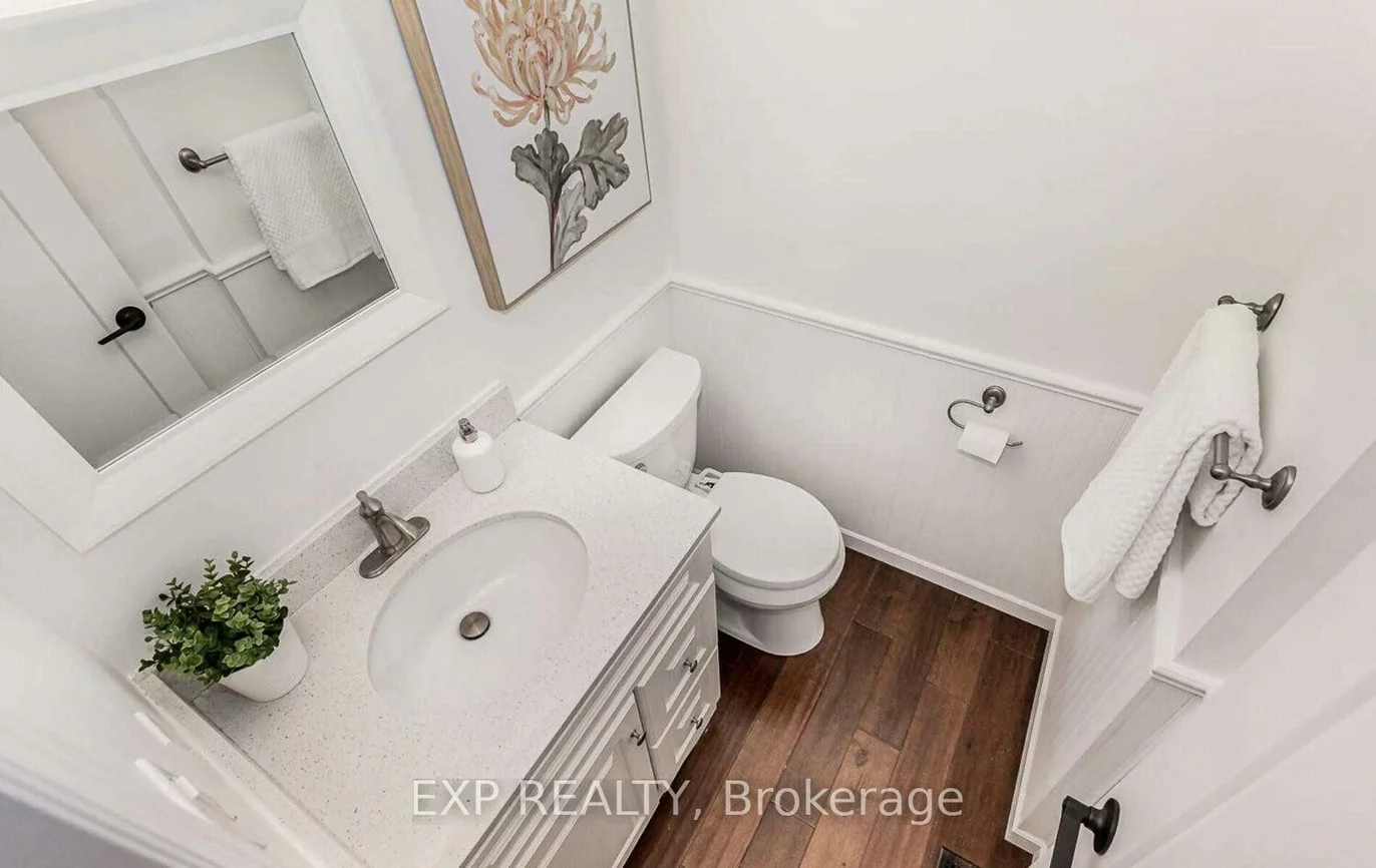 93, Waldie, 1001 - BR Bronte, Oakville