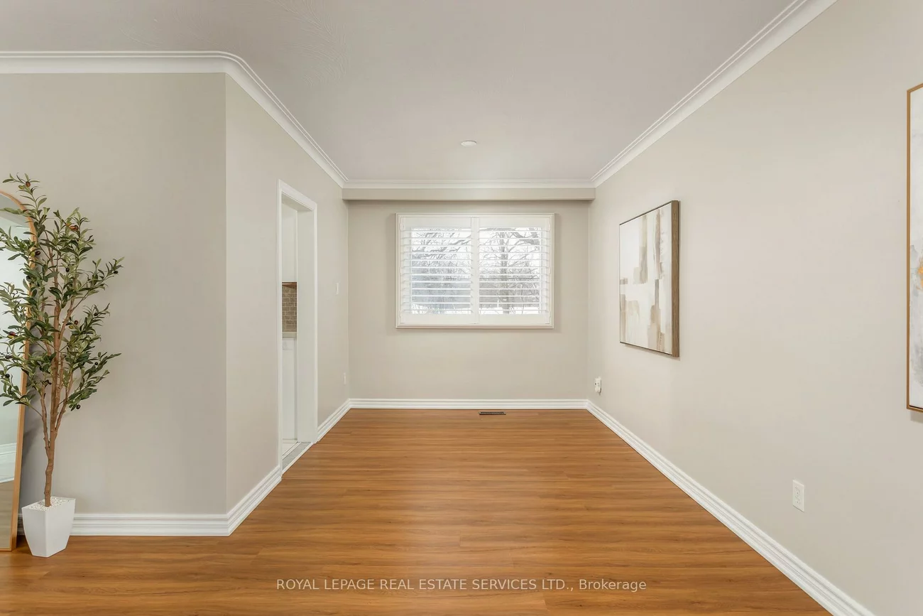 1181, Newton, 1003 - CP College Park, Oakville