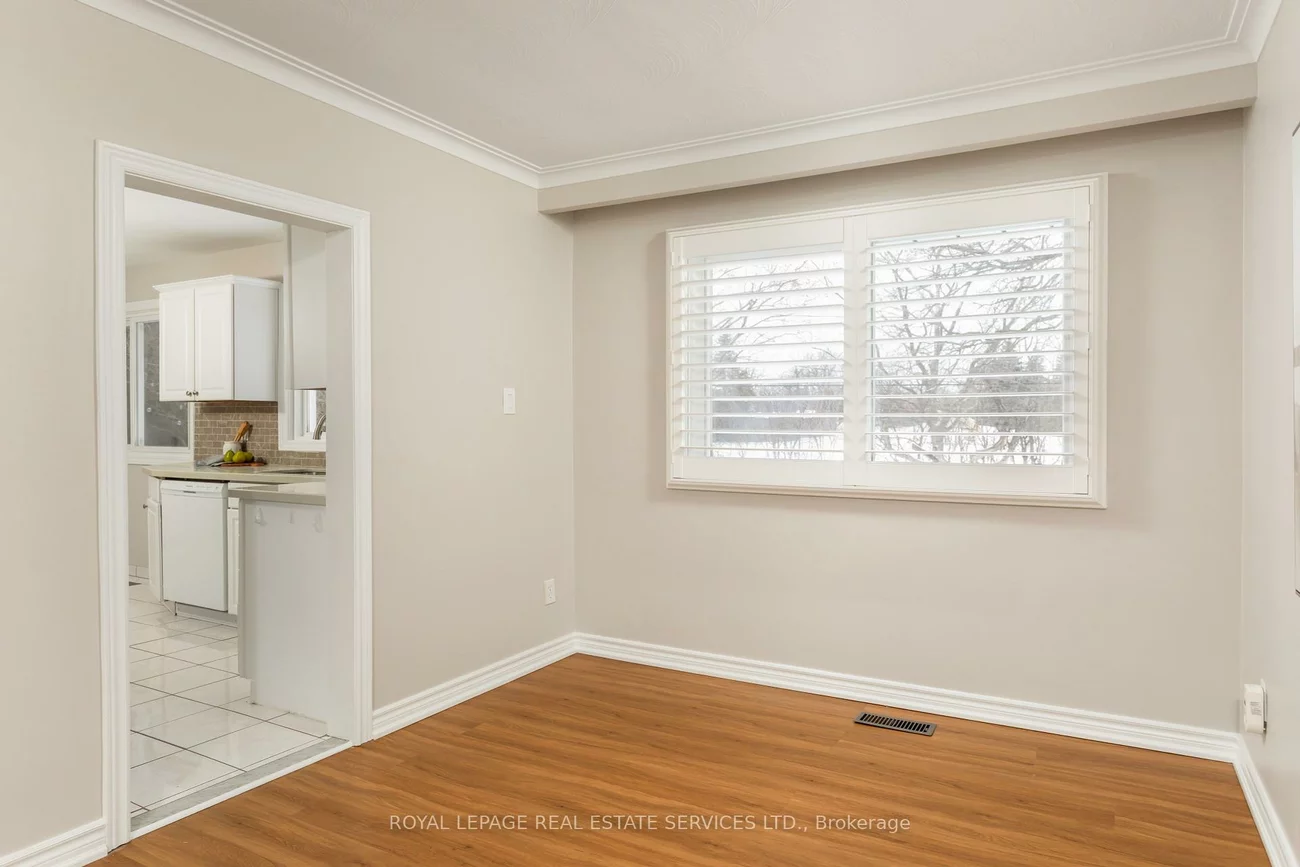 1181, Newton, 1003 - CP College Park, Oakville