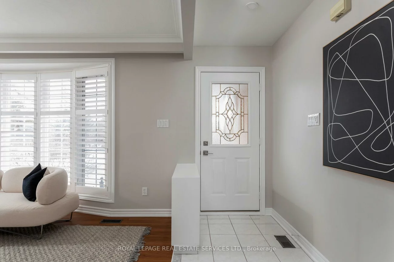 1181, Newton, 1003 - CP College Park, Oakville