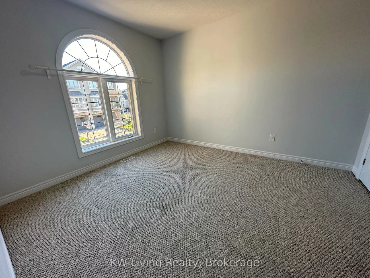 2352, Natasha, 1000 - BC Bronte Creek, Oakville