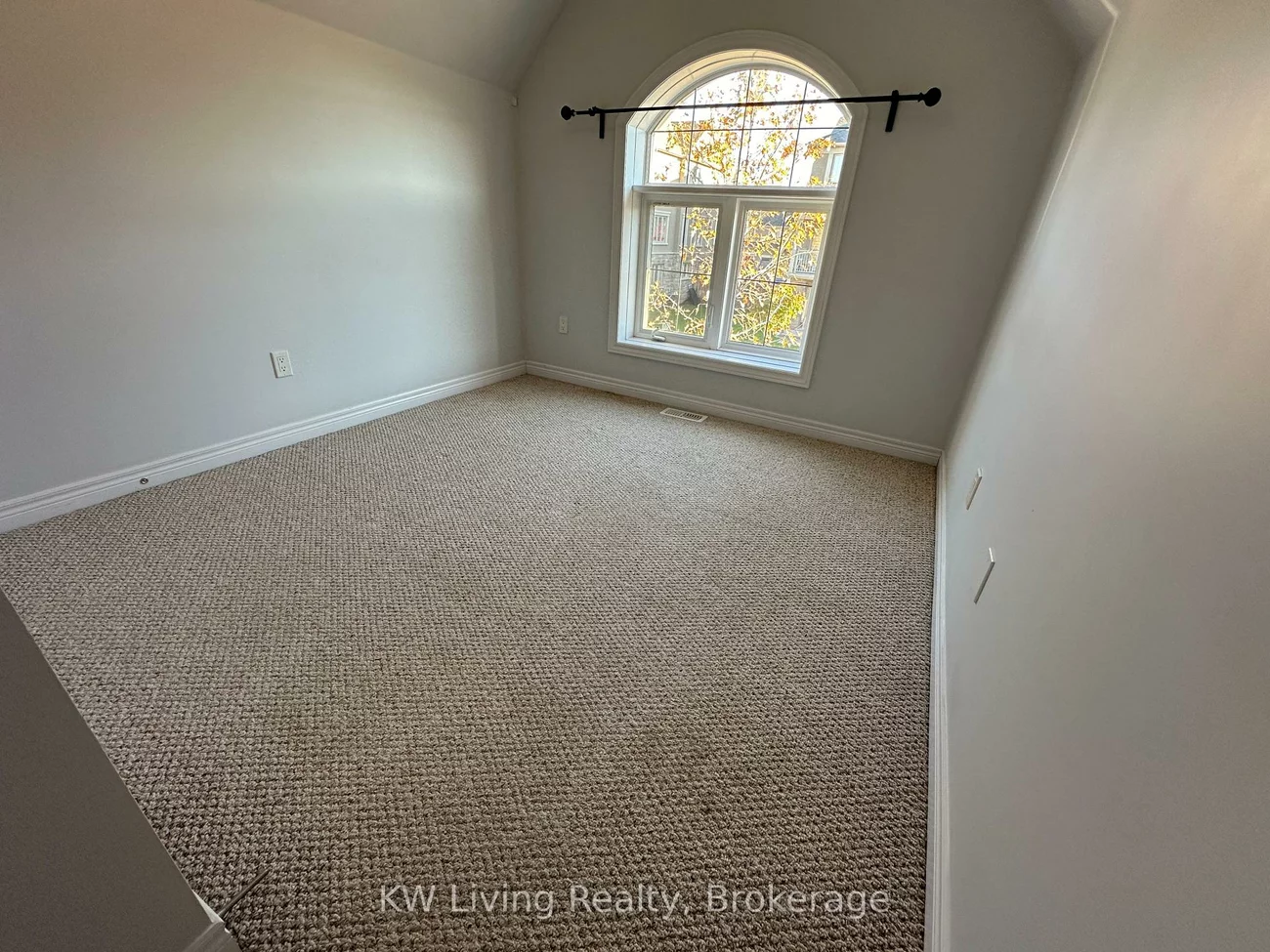 2352, Natasha, 1000 - BC Bronte Creek, Oakville