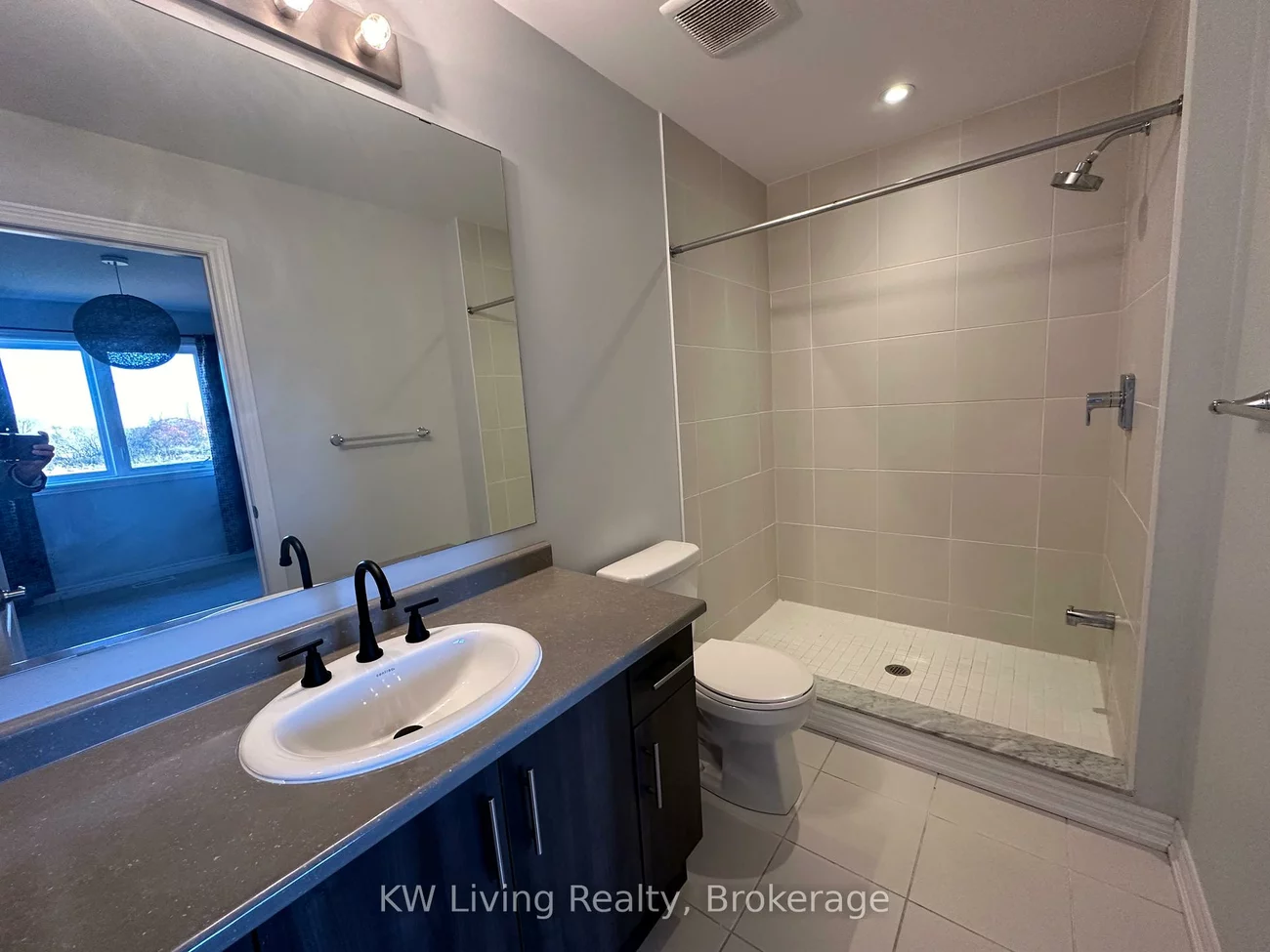 2352, Natasha, 1000 - BC Bronte Creek, Oakville