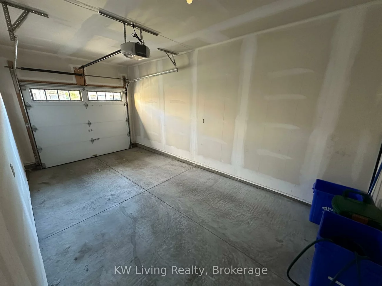 2352, Natasha, 1000 - BC Bronte Creek, Oakville