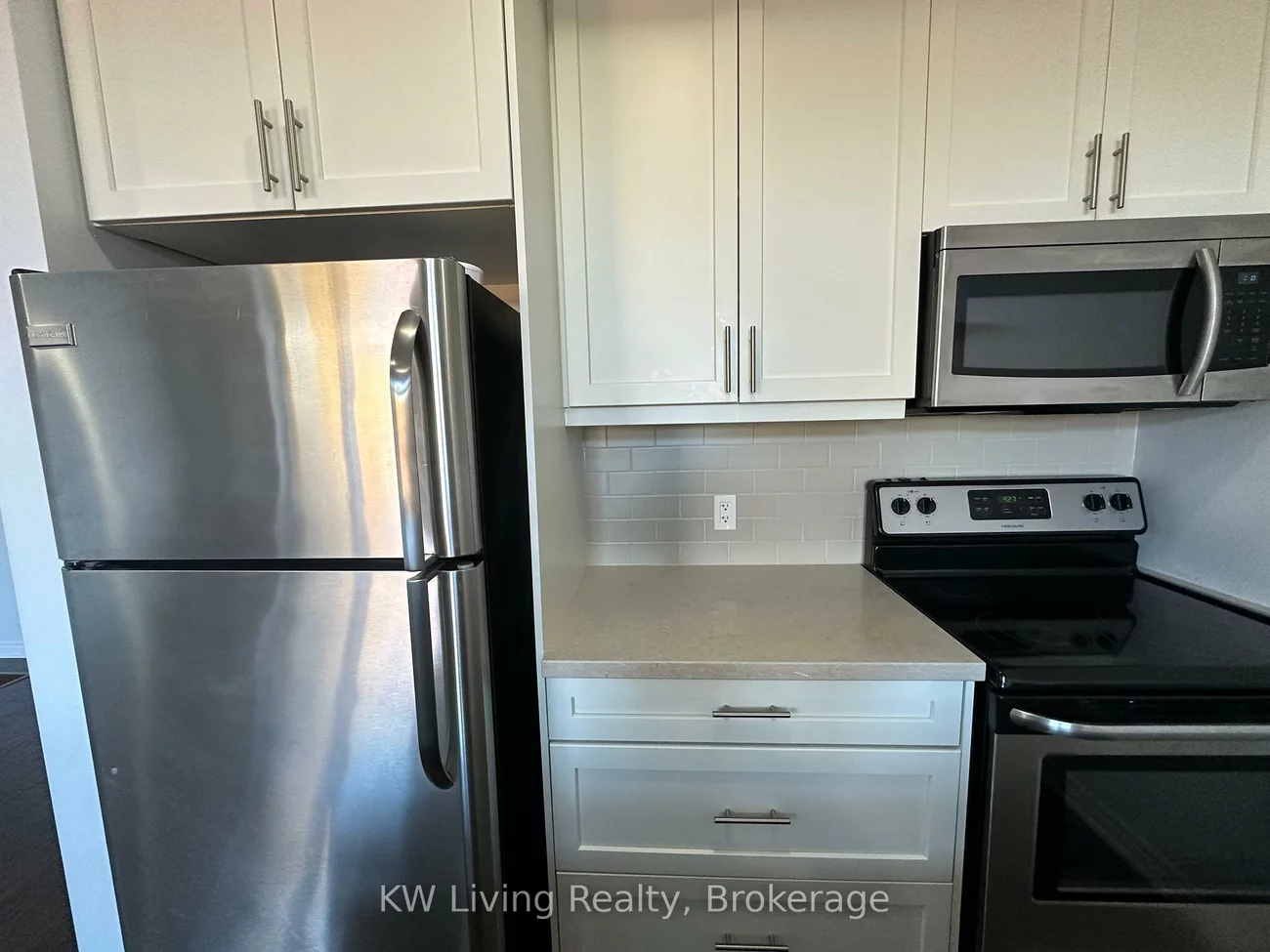 2352, Natasha, 1000 - BC Bronte Creek, Oakville