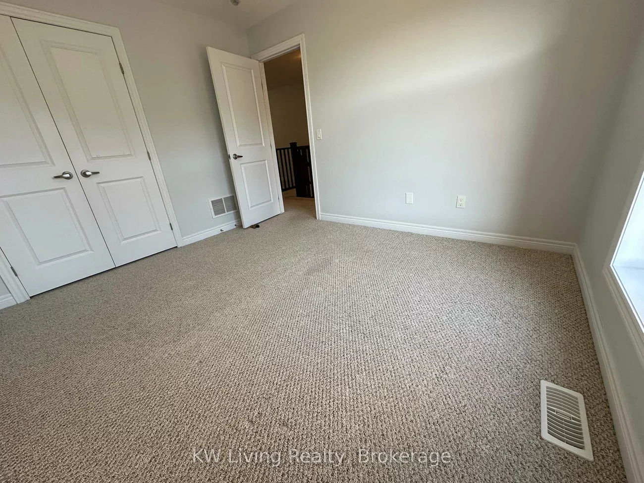 2352, Natasha, 1000 - BC Bronte Creek, Oakville