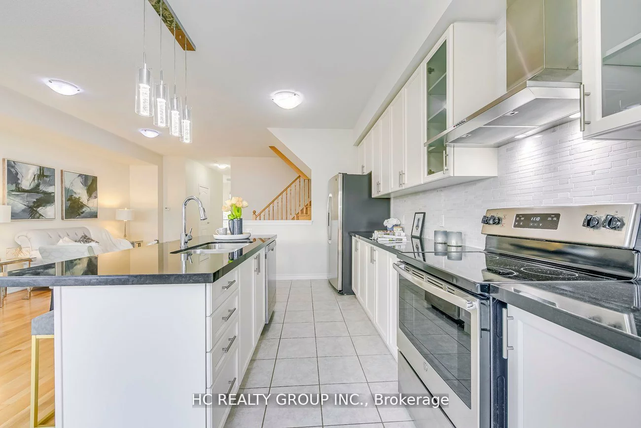 385, Athabasca Common, 1010 - JM Joshua Meadows, Oakville