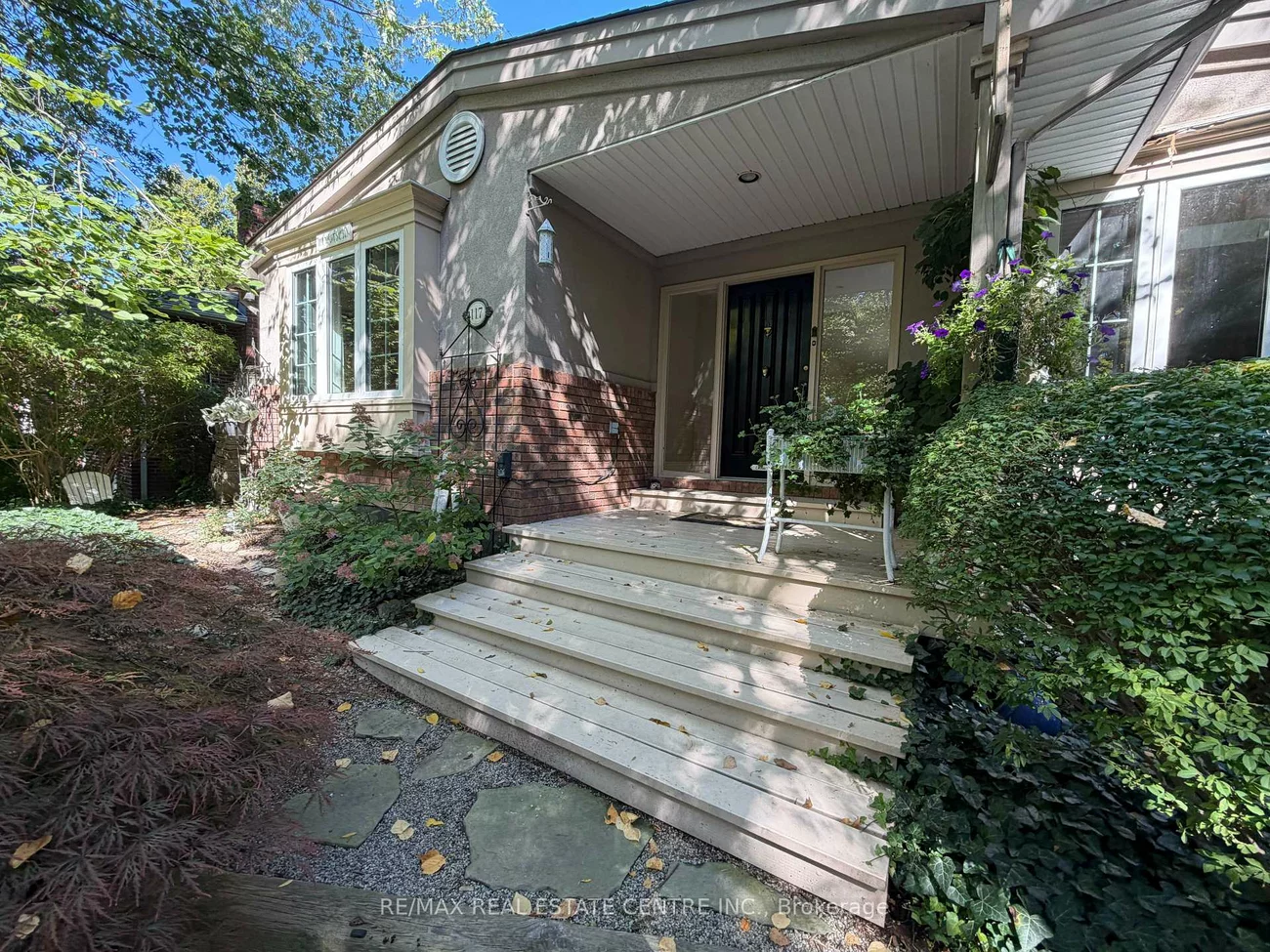 117, Watson, 1013 - OO Old Oakville, Oakville