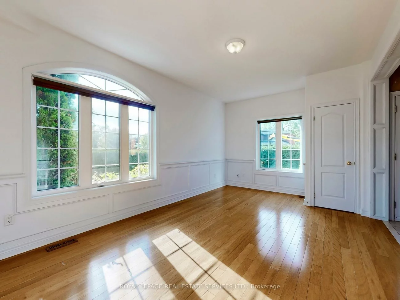 301, Mohawk, 1001 - BR Bronte, Oakville