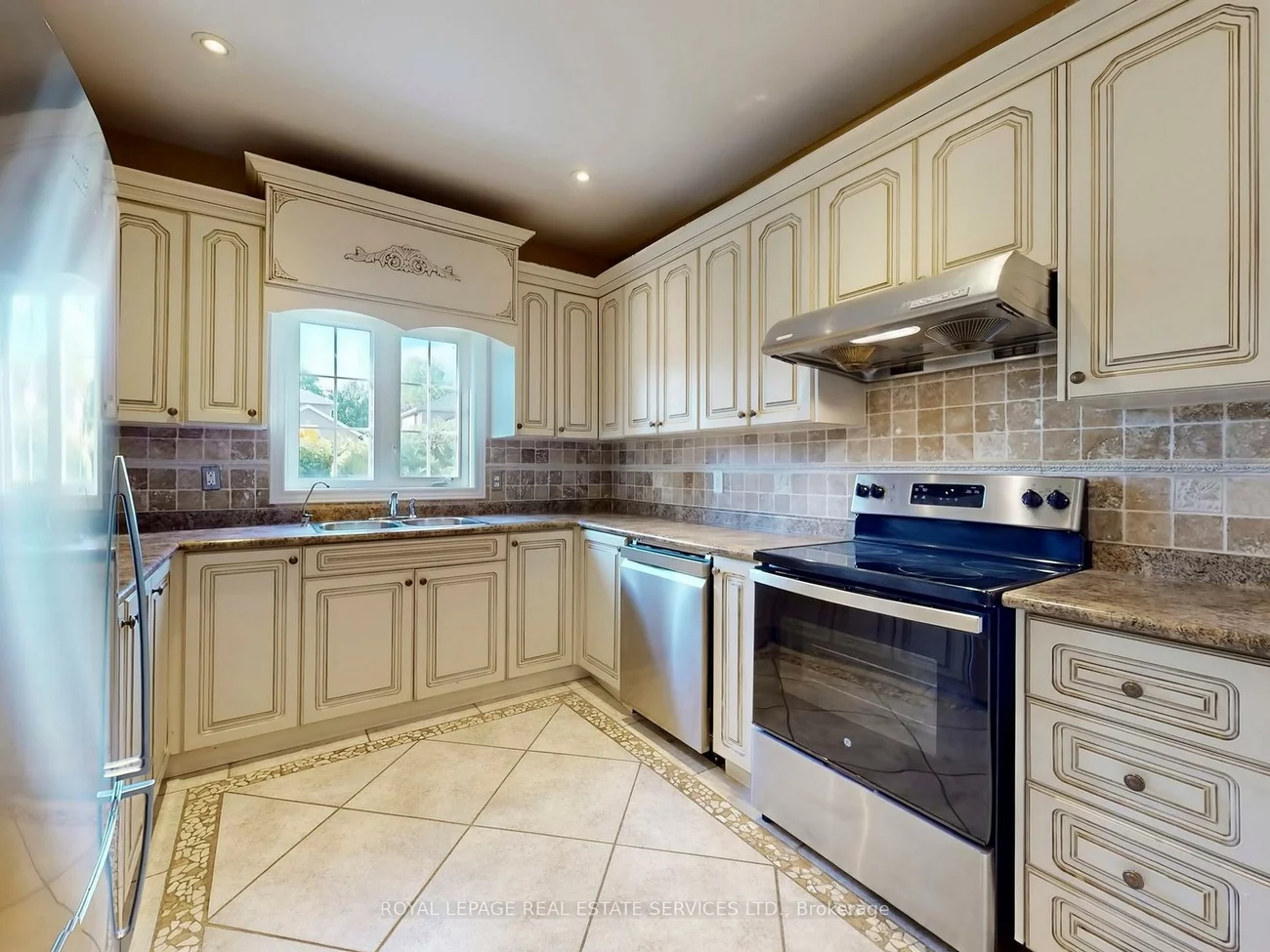 301, Mohawk, 1001 - BR Bronte, Oakville