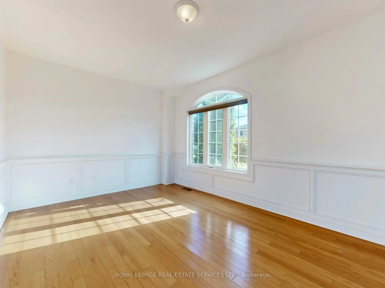 301, Mohawk, 1001 - BR Bronte, Oakville