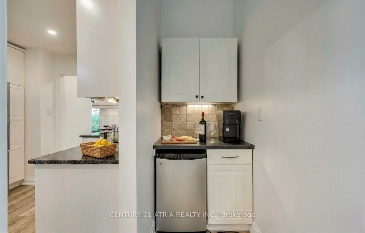 1319, Oxford, 1003 - CP College Park, Oakville