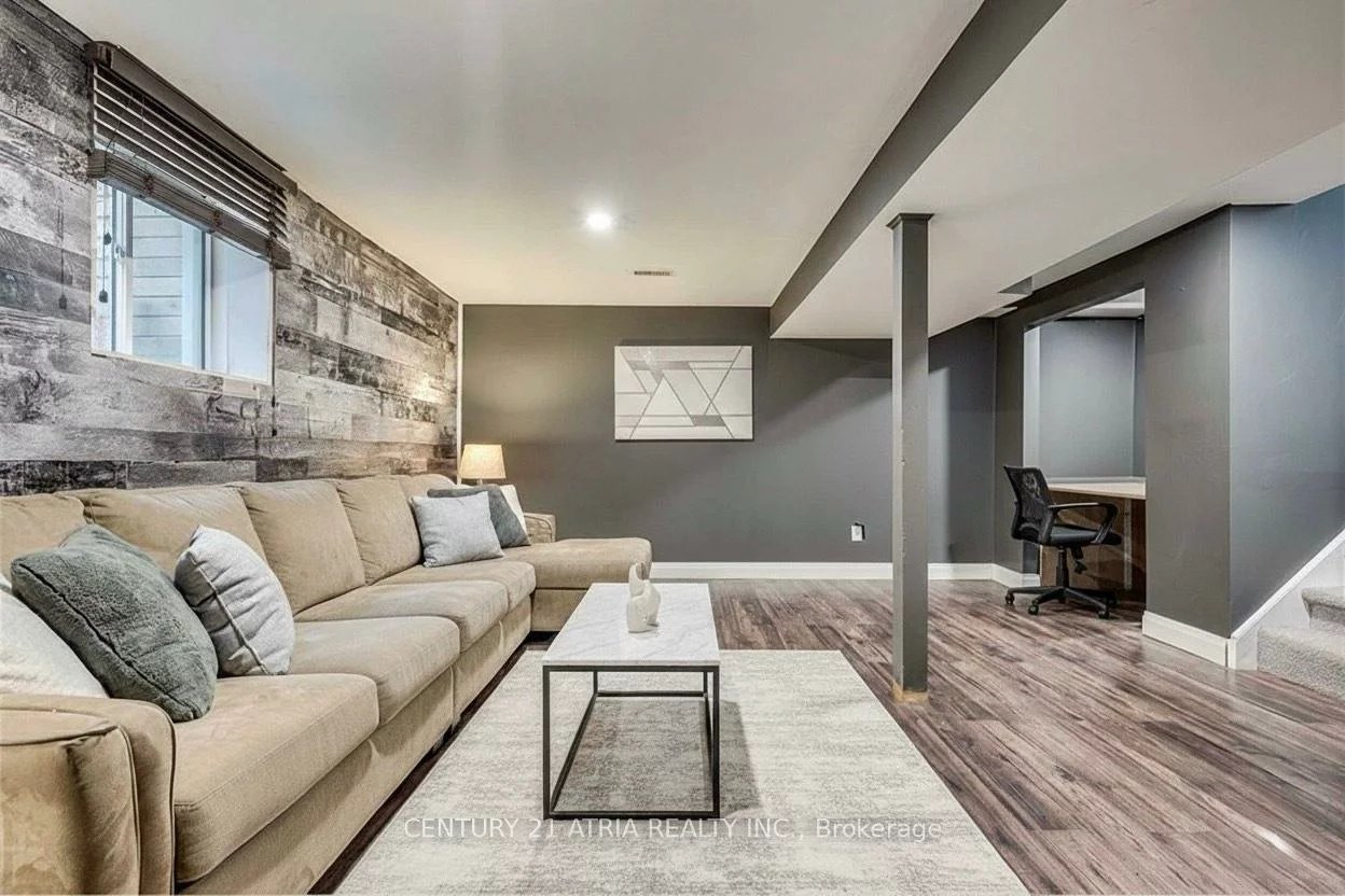 1319, Oxford, 1003 - CP College Park, Oakville