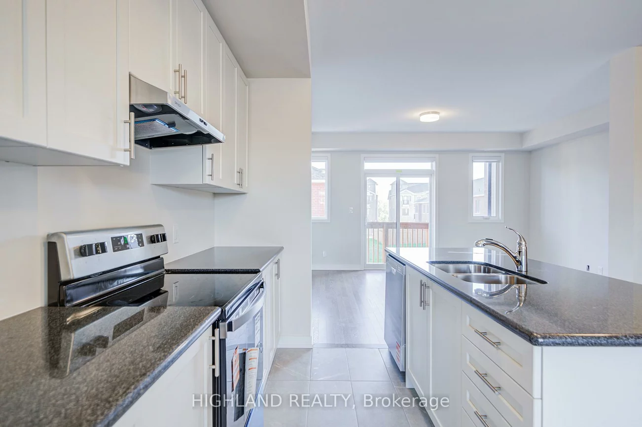 1170, Dartmouth, 1010 - JM Joshua Meadows, Oakville