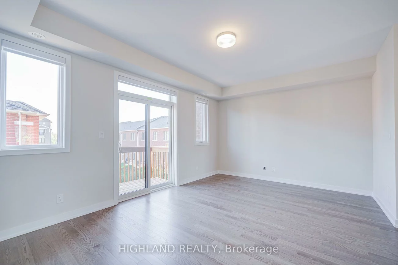 1170, Dartmouth, 1010 - JM Joshua Meadows, Oakville