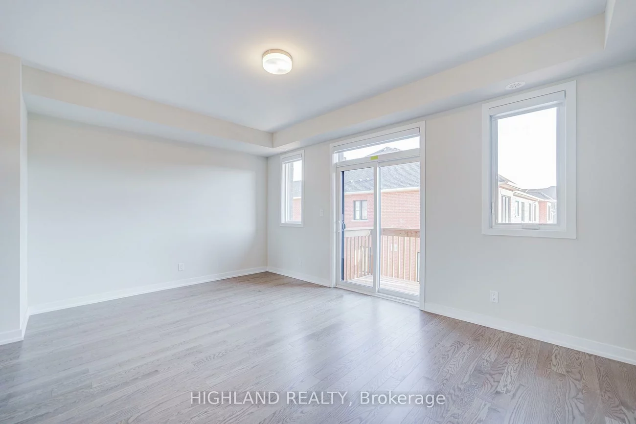 1170, Dartmouth, 1010 - JM Joshua Meadows, Oakville