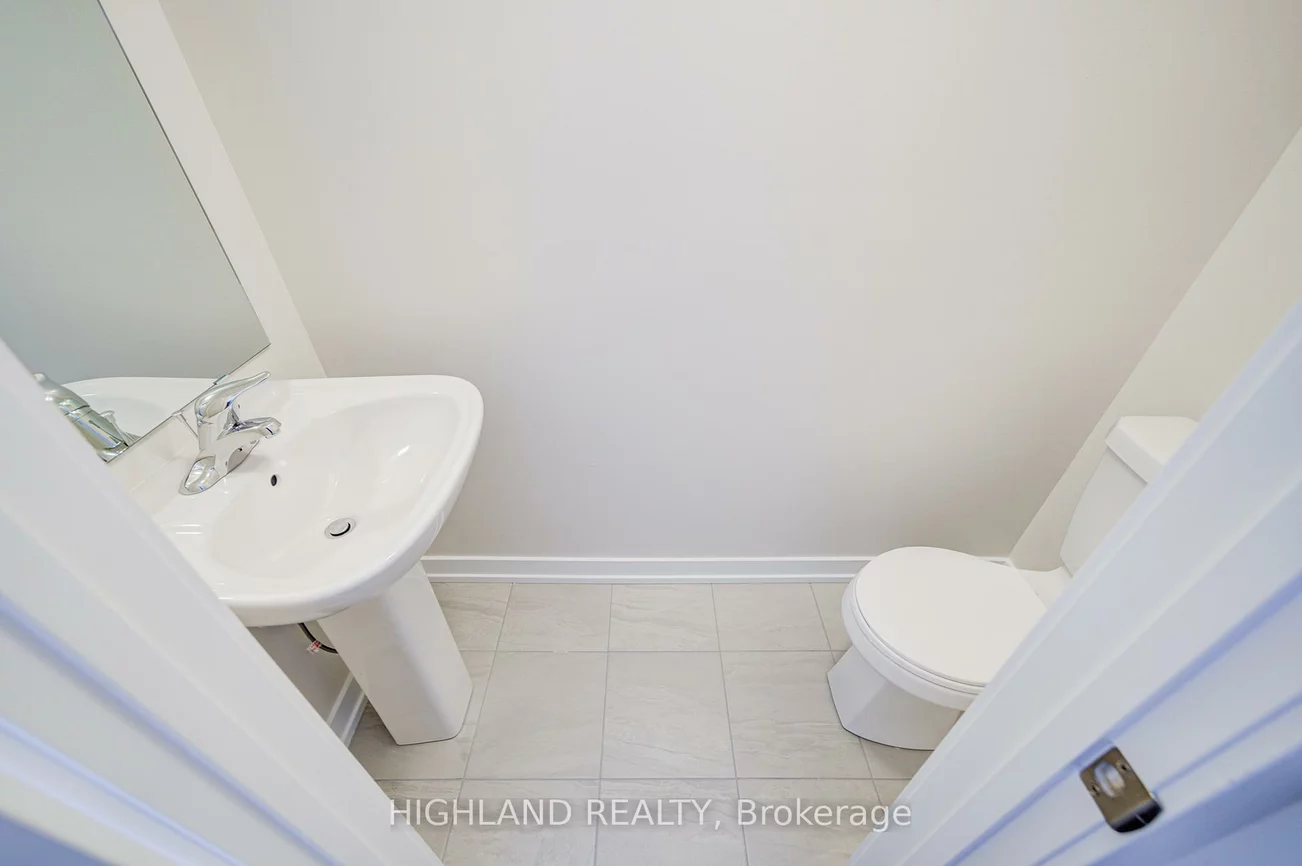 1170, Dartmouth, 1010 - JM Joshua Meadows, Oakville