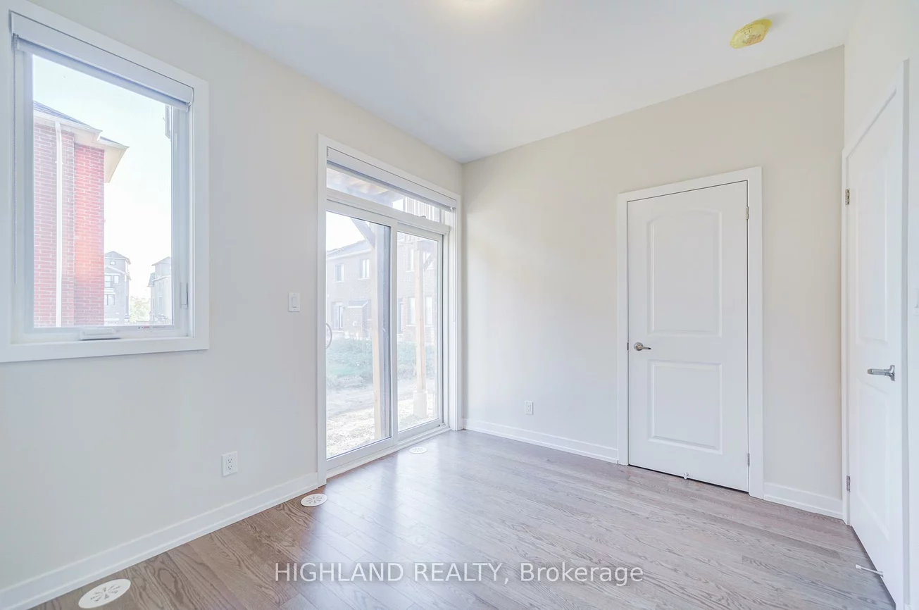 1170, Dartmouth, 1010 - JM Joshua Meadows, Oakville