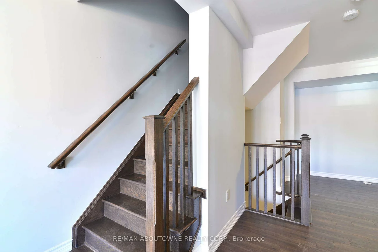 3062, Gardenia, 1008 - GO Glenorchy, Oakville