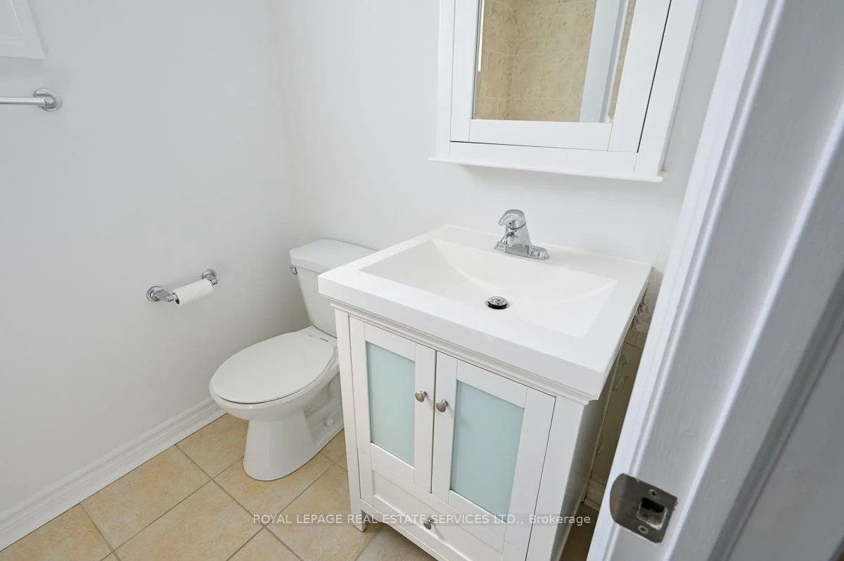2030, Glenada, 1018 - WC Wedgewood Creek, Oakville