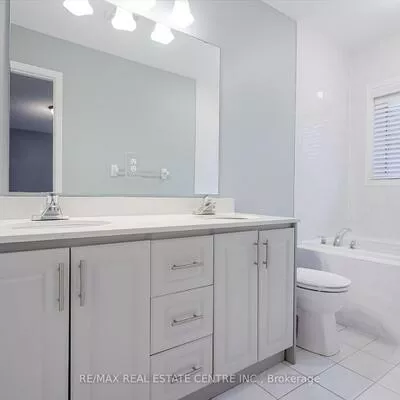3057, Janice, 1008 - GO Glenorchy, Oakville
