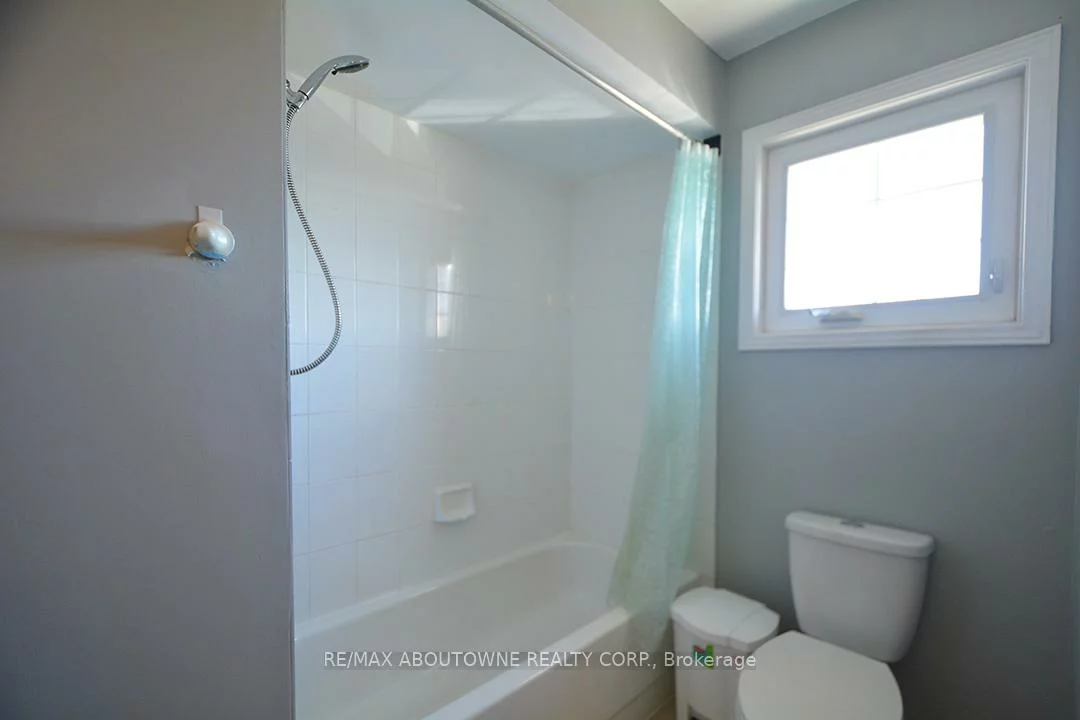 2211, Dale Ridge, 1022 - WT West Oak Trails, Oakville