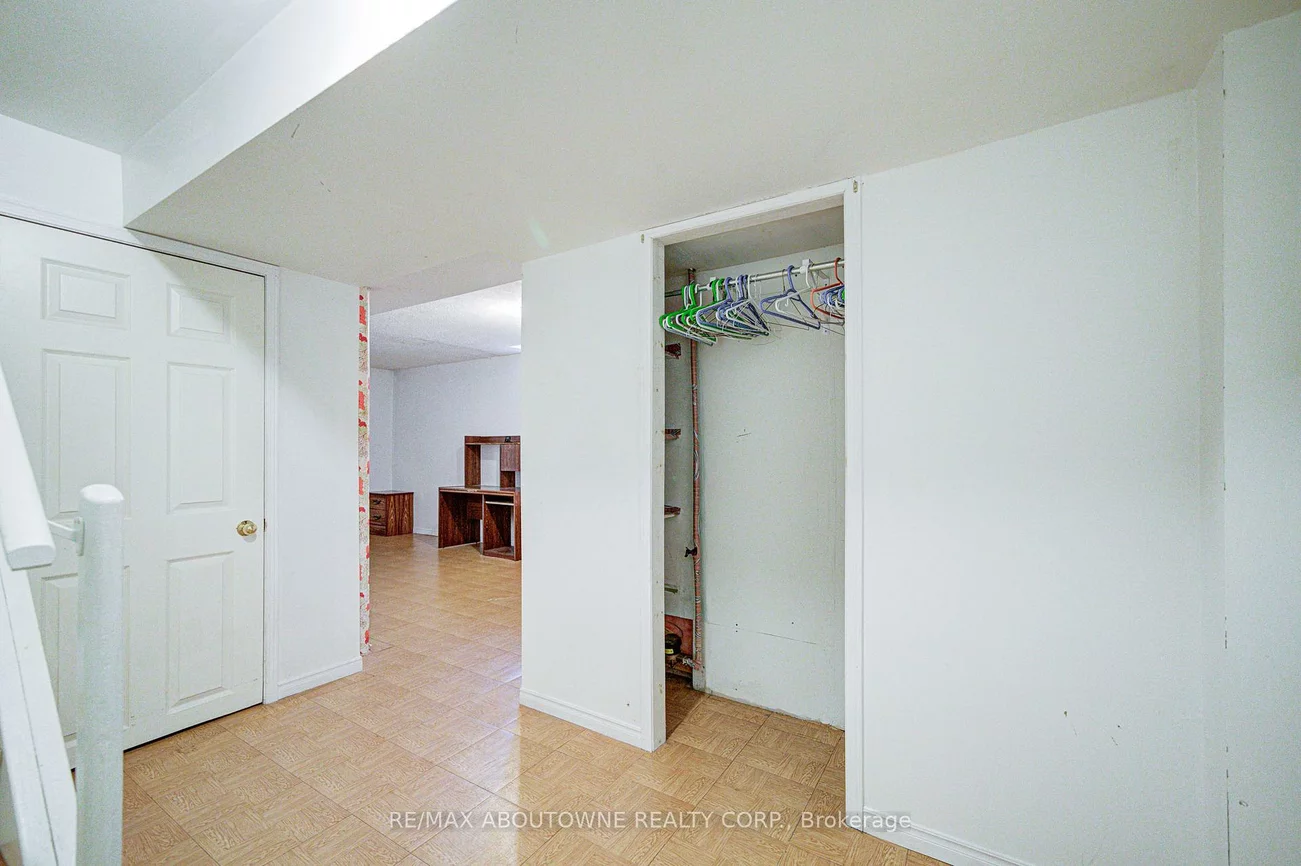 2211, Dale Ridge, 1022 - WT West Oak Trails, Oakville