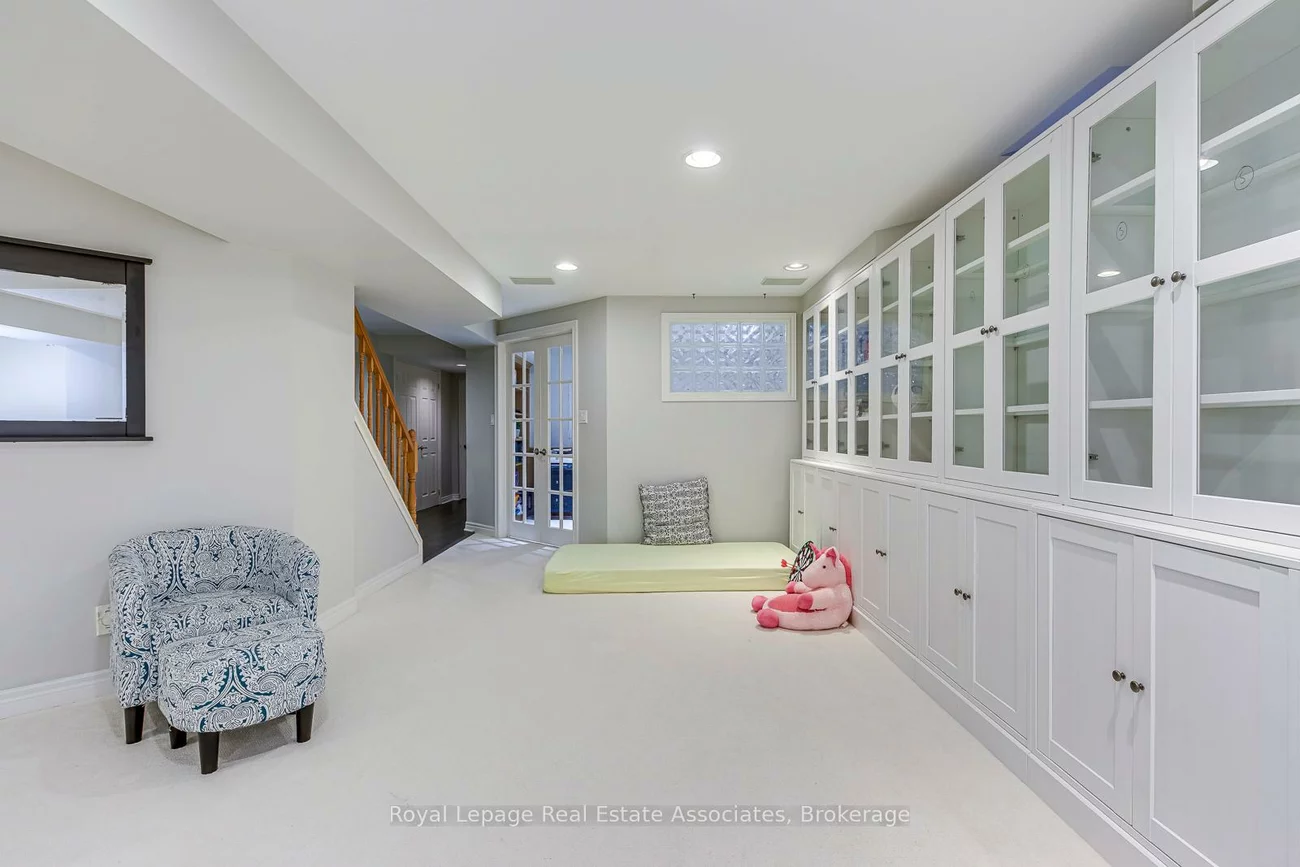 2535, Andover, 1015 - RO River Oaks, Oakville