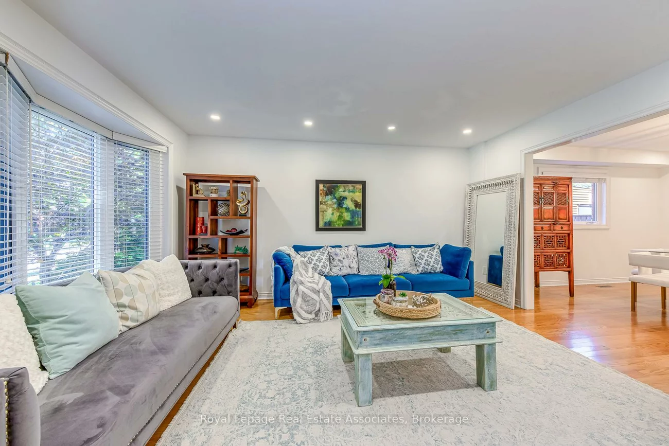2535, Andover, 1015 - RO River Oaks, Oakville