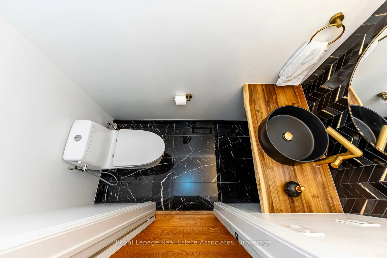 2535, Andover, 1015 - RO River Oaks, Oakville