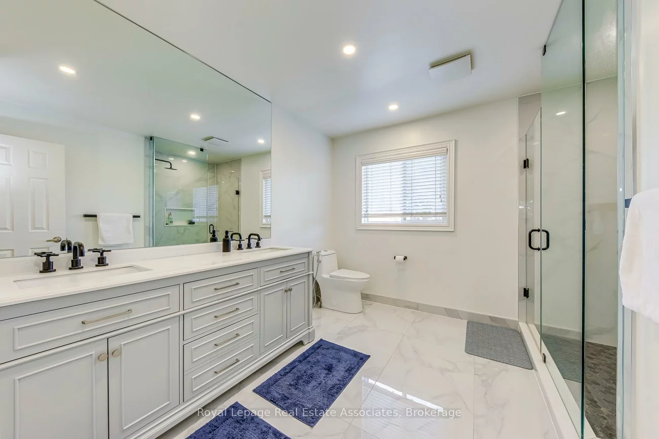 2535, Andover, 1015 - RO River Oaks, Oakville