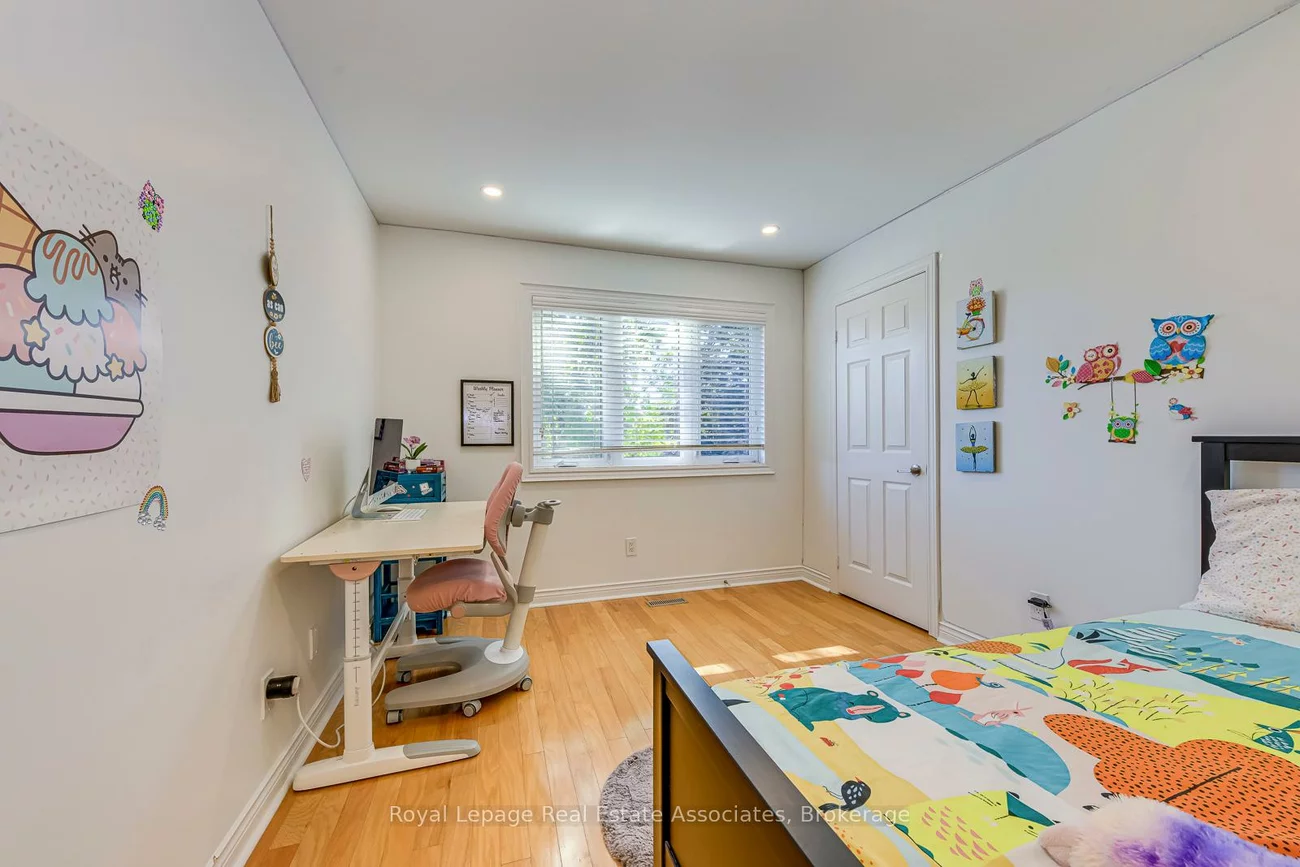 2535, Andover, 1015 - RO River Oaks, Oakville