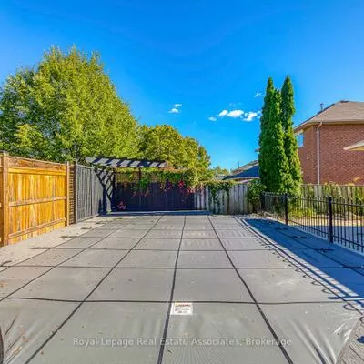 2535, Andover, 1015 - RO River Oaks, Oakville
