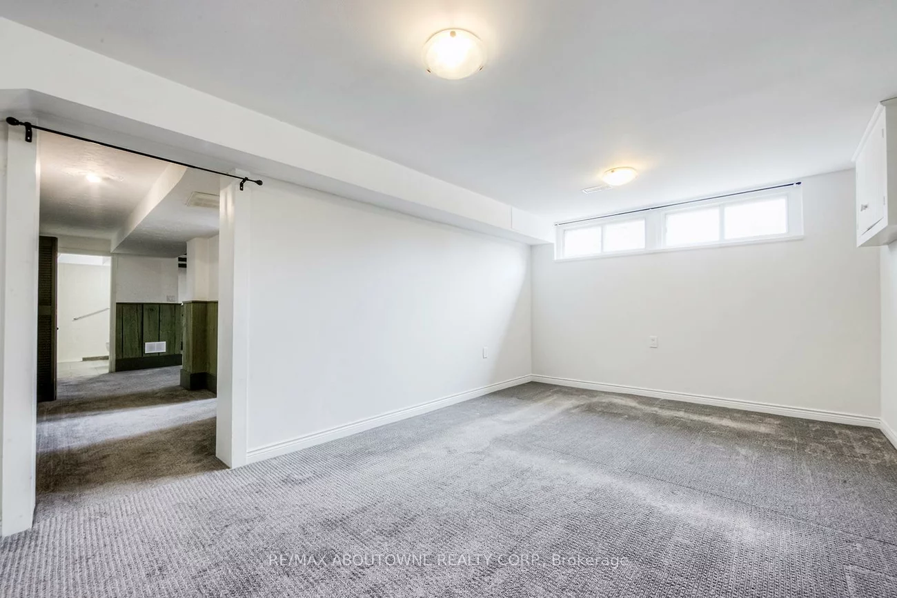 530, Lees, 1020 - WO West, Oakville