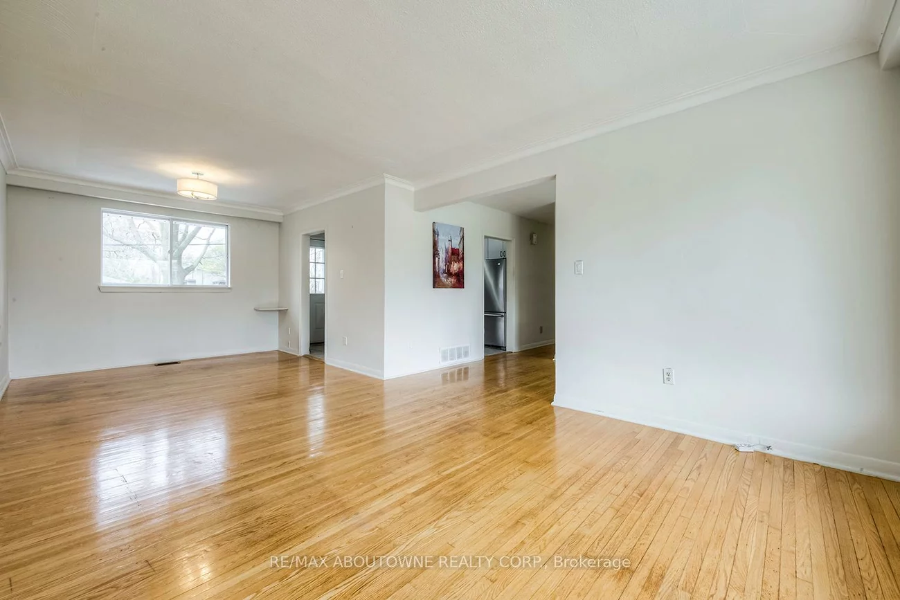 530, Lees, 1020 - WO West, Oakville