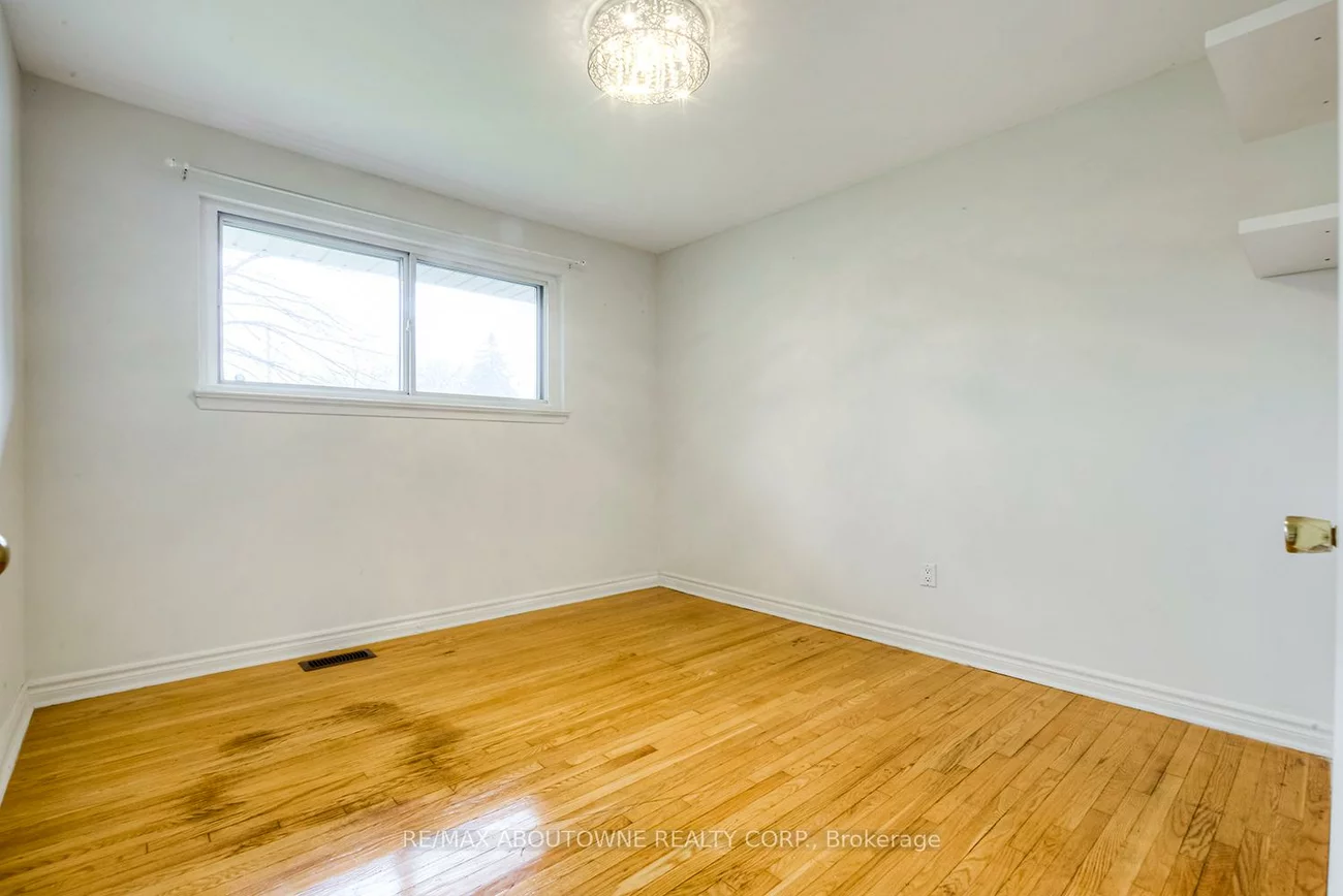 530, Lees, 1020 - WO West, Oakville