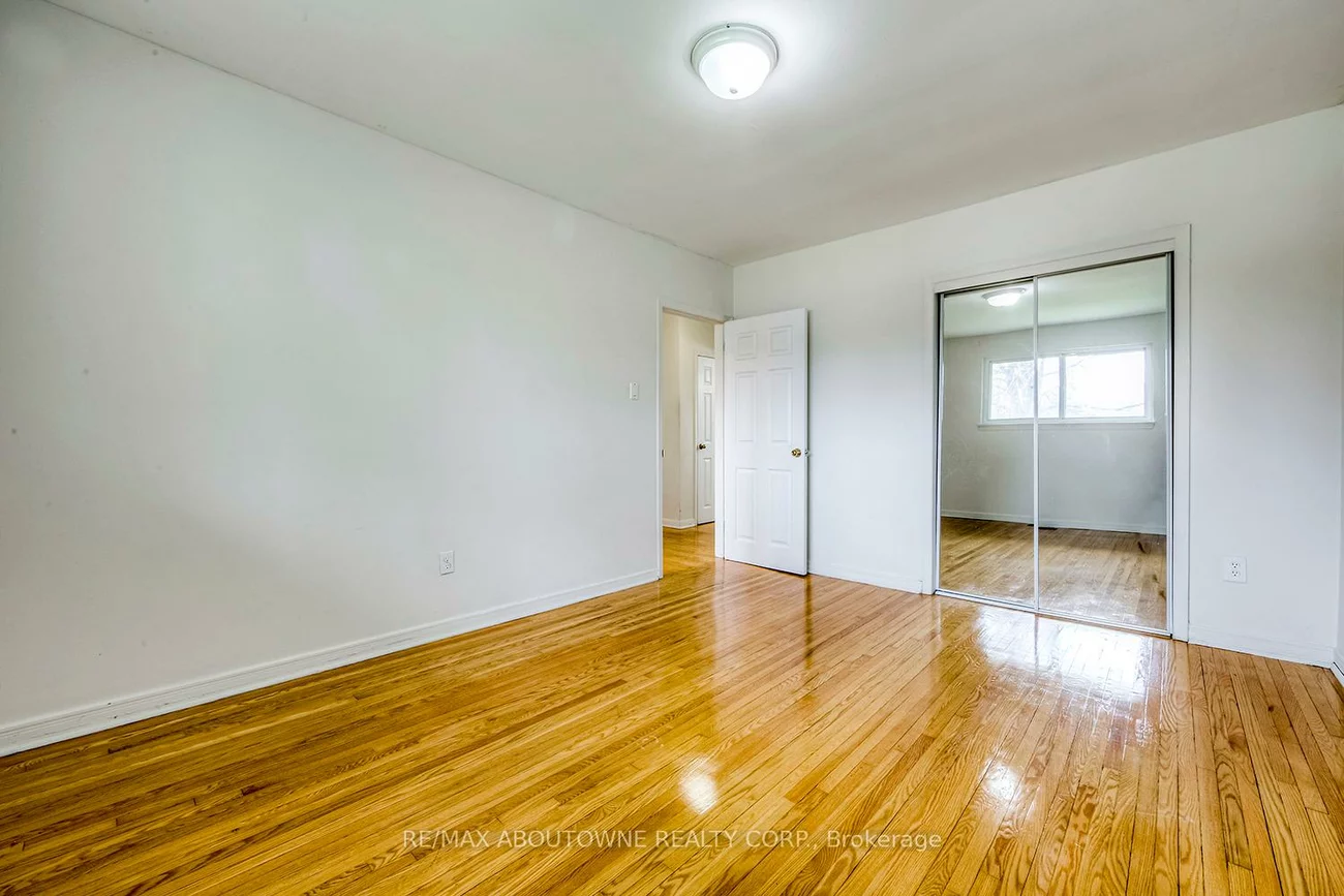 530, Lees, 1020 - WO West, Oakville