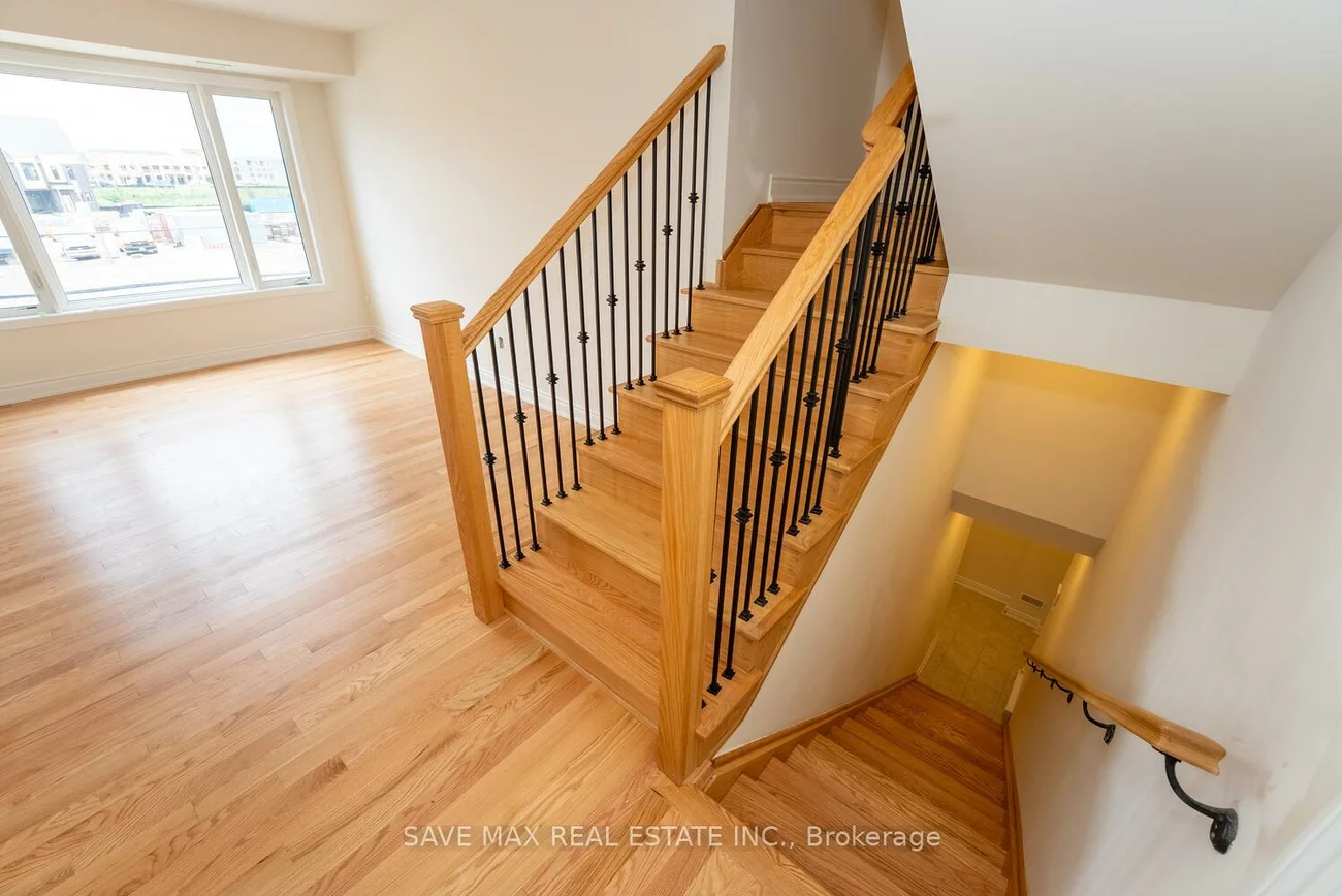 3299, Sixth, 1008 - GO Glenorchy, Oakville