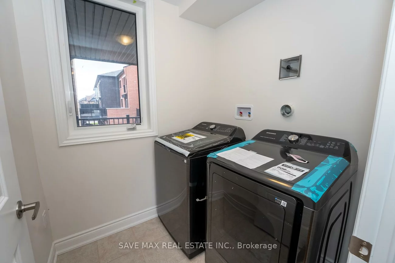 3299, Sixth, 1008 - GO Glenorchy, Oakville