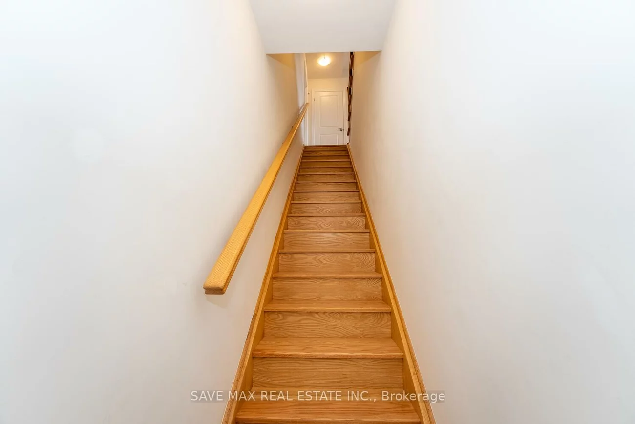 3299, Sixth, 1008 - GO Glenorchy, Oakville