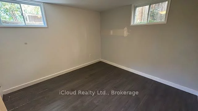 398, Christina, 1017 - SW Southwest, Oakville