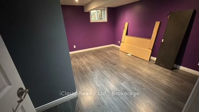 398, Christina, 1017 - SW Southwest, Oakville