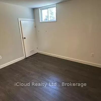 398, Christina, 1017 - SW Southwest, Oakville