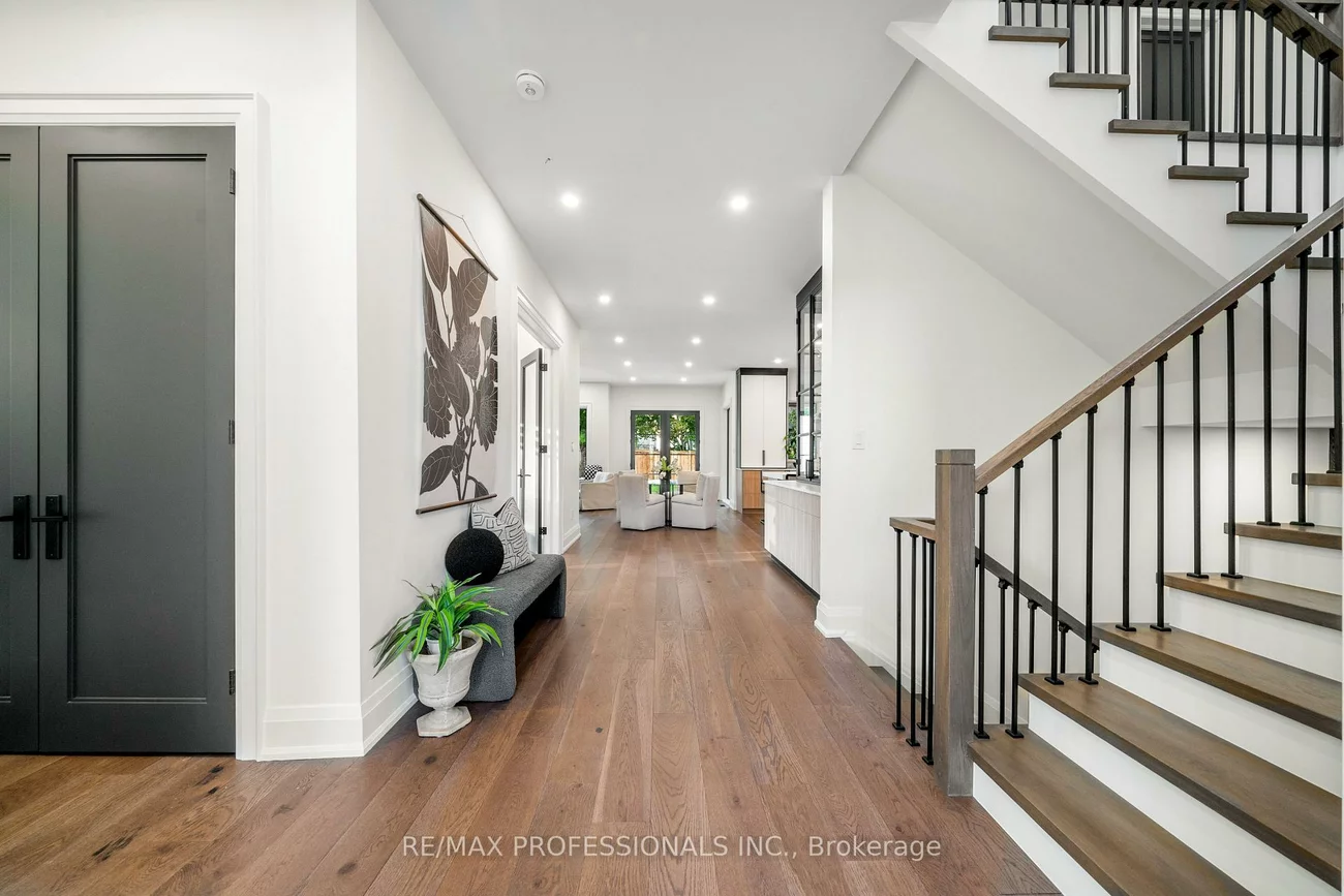 583, Weir, 1020 - WO West, Oakville